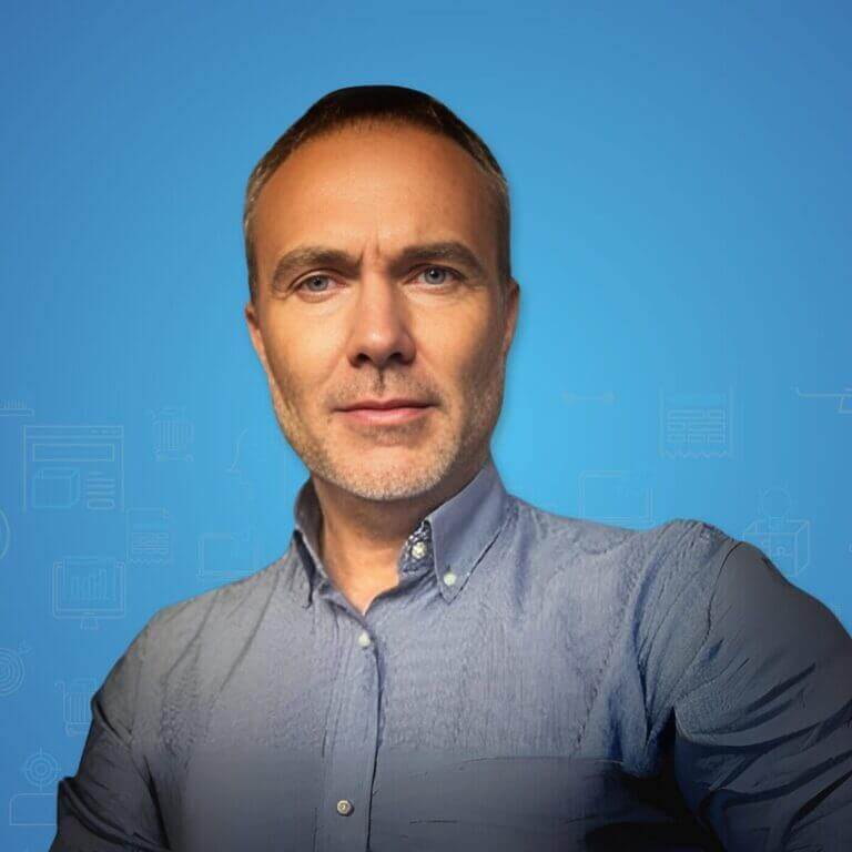 Enrico Giubertoni affianca le organizzazioni nella costruzione di solidi AI Governance Framework, trasformando l'incertezza strategica in leadership fiduciosa.